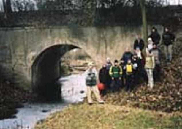 Most nad rzeką Brzeźnica obok stacji Chotków - Wieś. Widok wspołczesny (2004 r.)